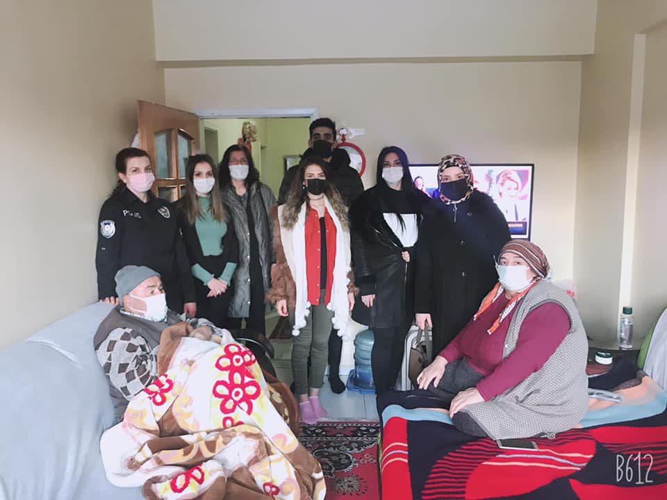 Yozgat Belediye Başkanı Celal Köse’nin eşi Nagihan Köse ve Polis