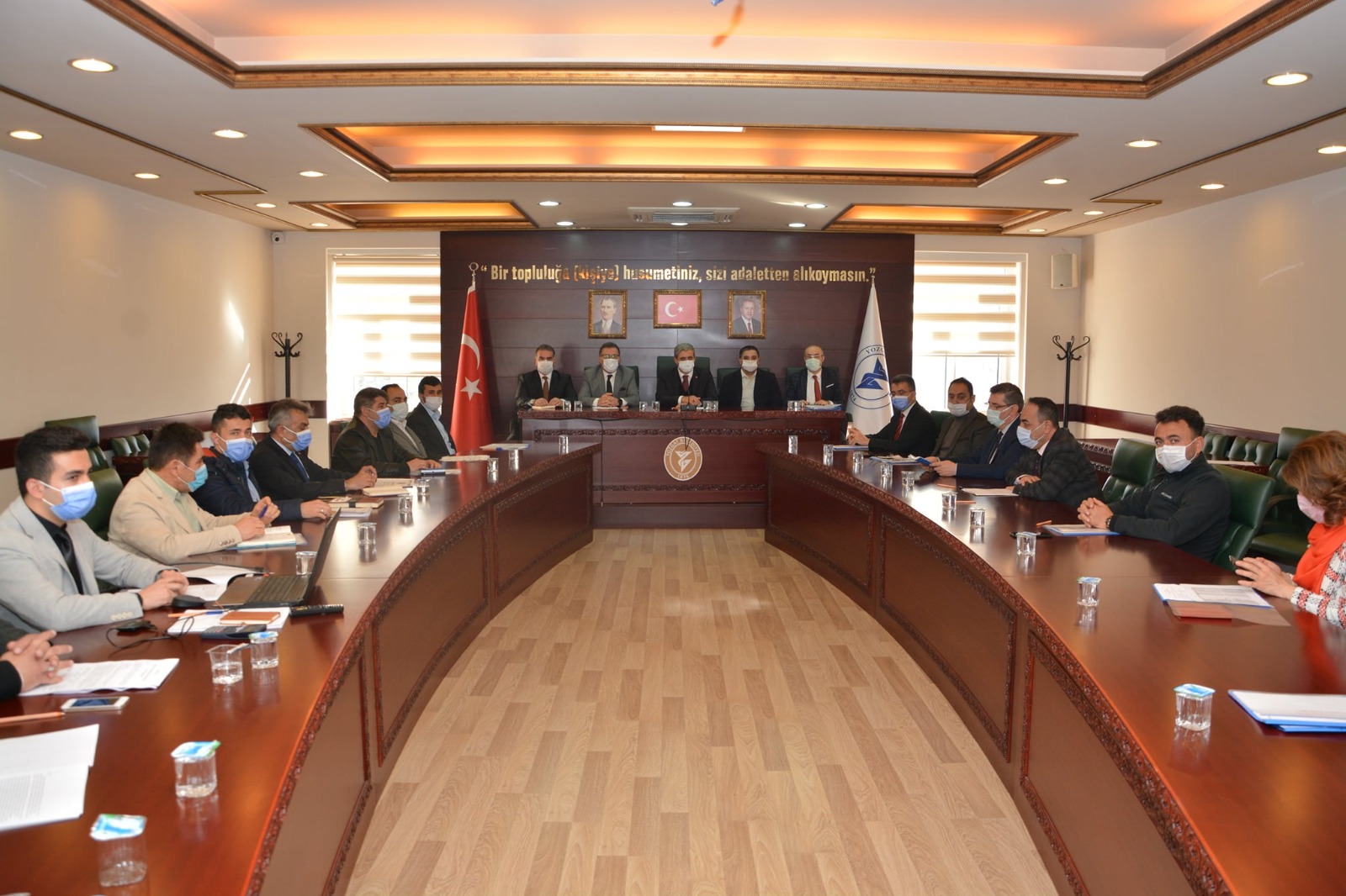 Yozgat Belediye Başkanı Celal Köse, Başkanlığında, Başkan yardımcıları; Murat Tanışman,