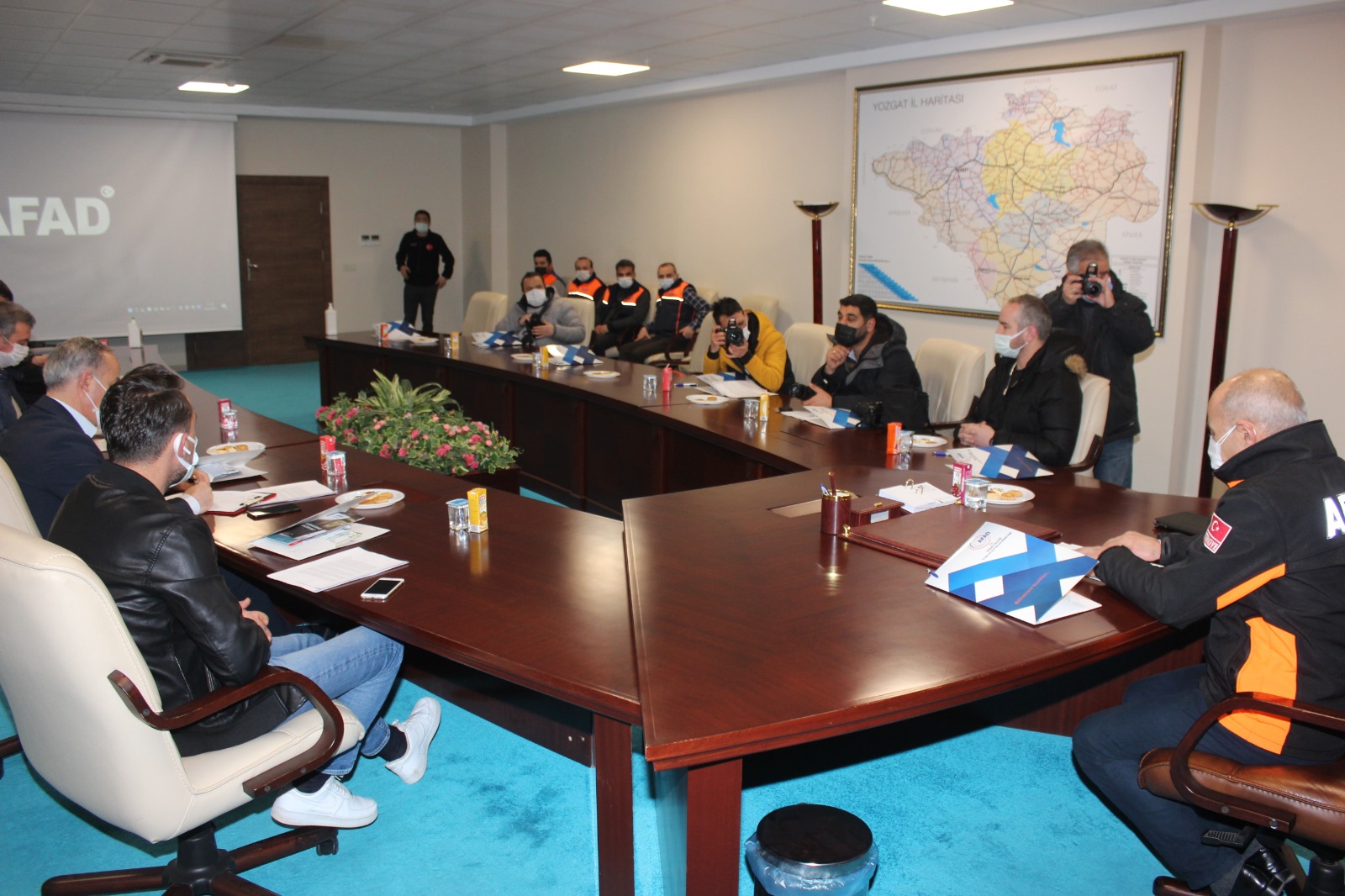 Toplumda afet bilincini oluşturmak, eğitimin önemine dikkat çekmek için yapılan