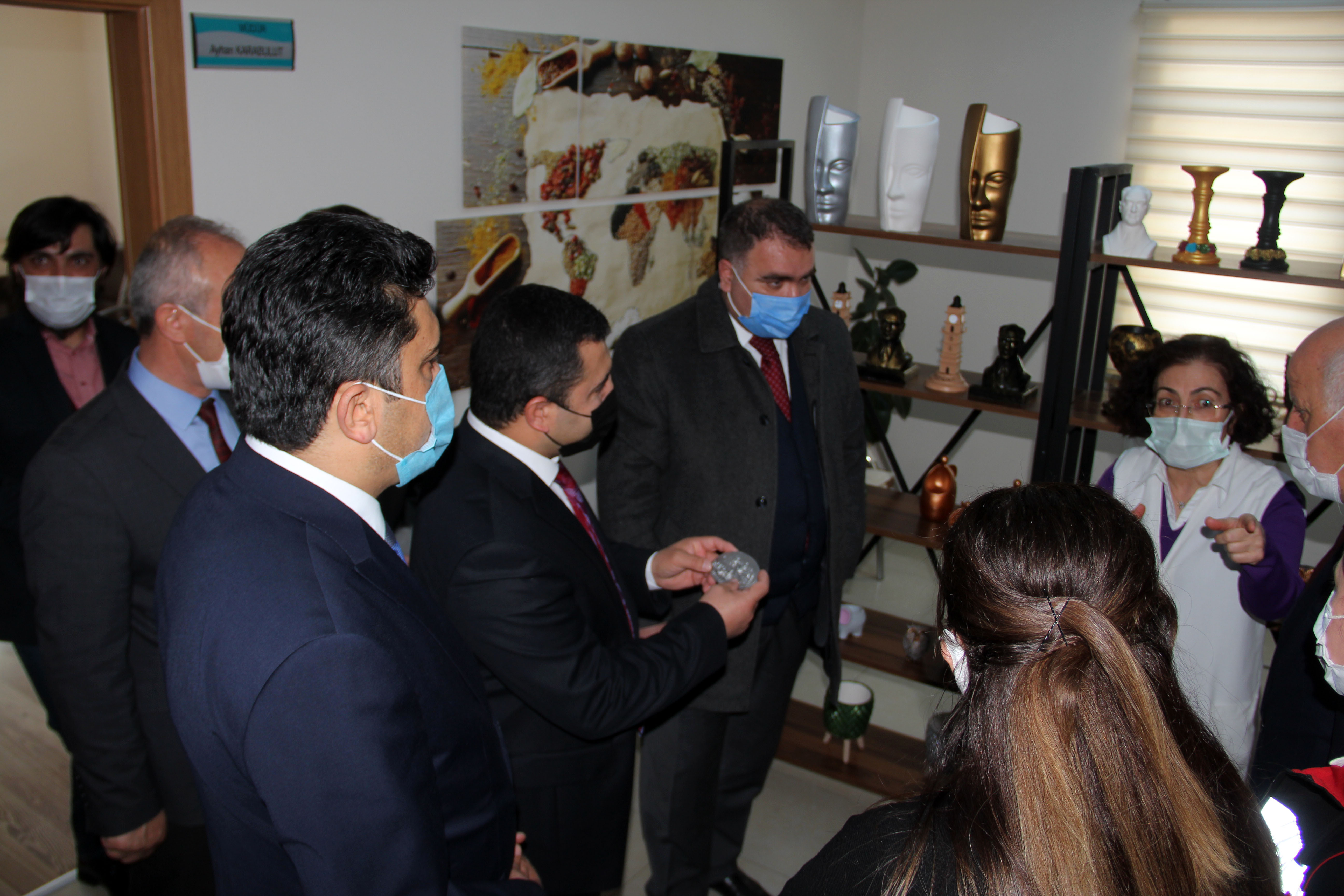 Proje yürütücülüğünü Akdağmadeni Sosyal Hizmet Merkezi Müdürlüğü’nün proje ortaklığını ise