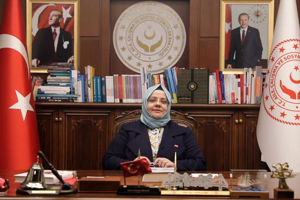 Aile, Çalışma ve Sosyal Hizmetler Bakanı Zehra Zümrüt Selçuk, Milli