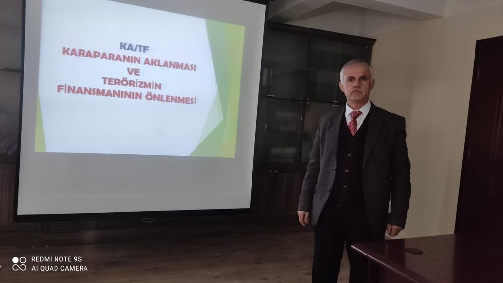 Yozgat İl Sivil Toplumla İlişkiler Müdürü Hakkı Yurtlu, dernek yöneticilerine
