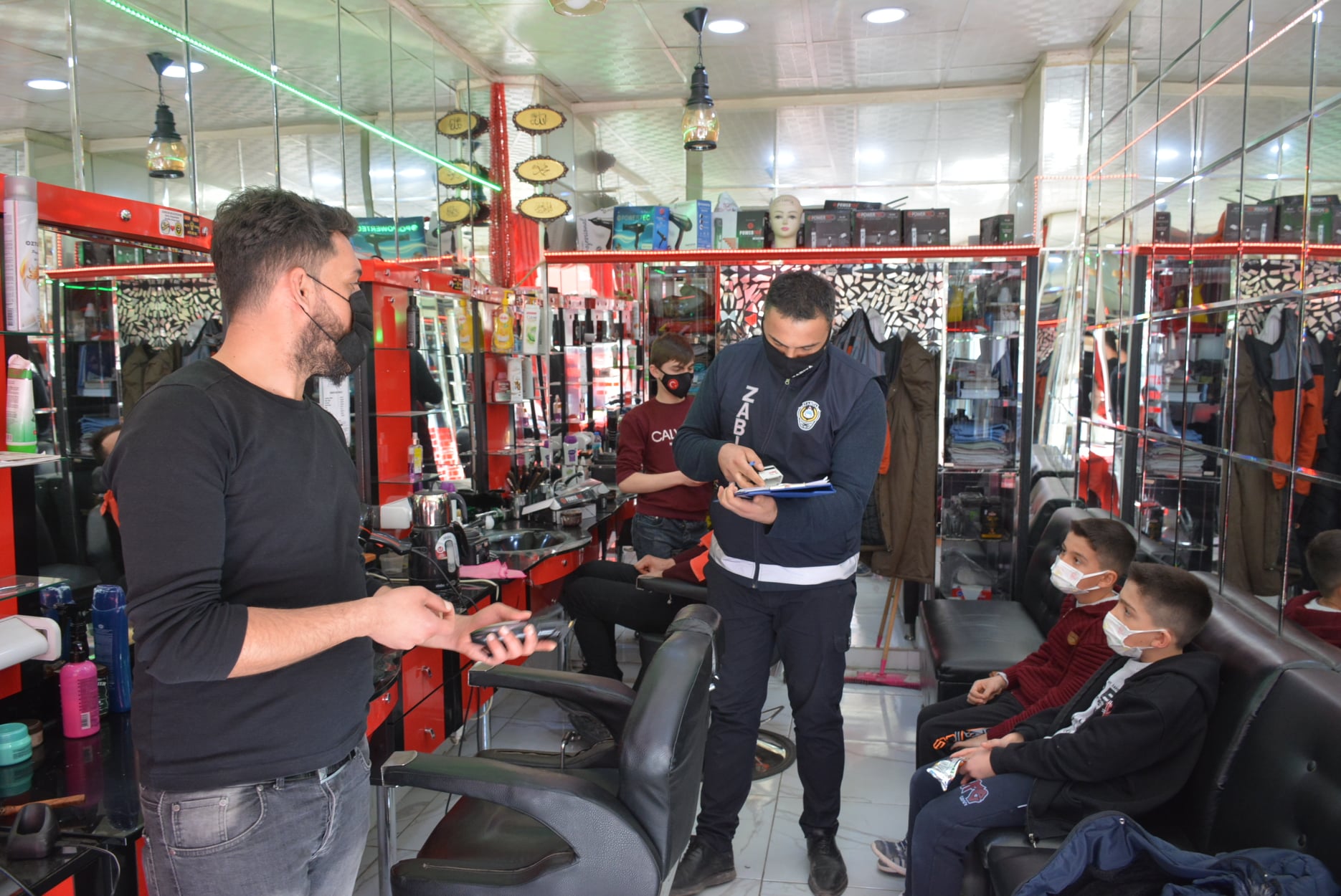 Sorgun Belediyesi Zabıta Müdürlüğü ekiplerince halk sağlığının korunması amacıyla çeşitli
