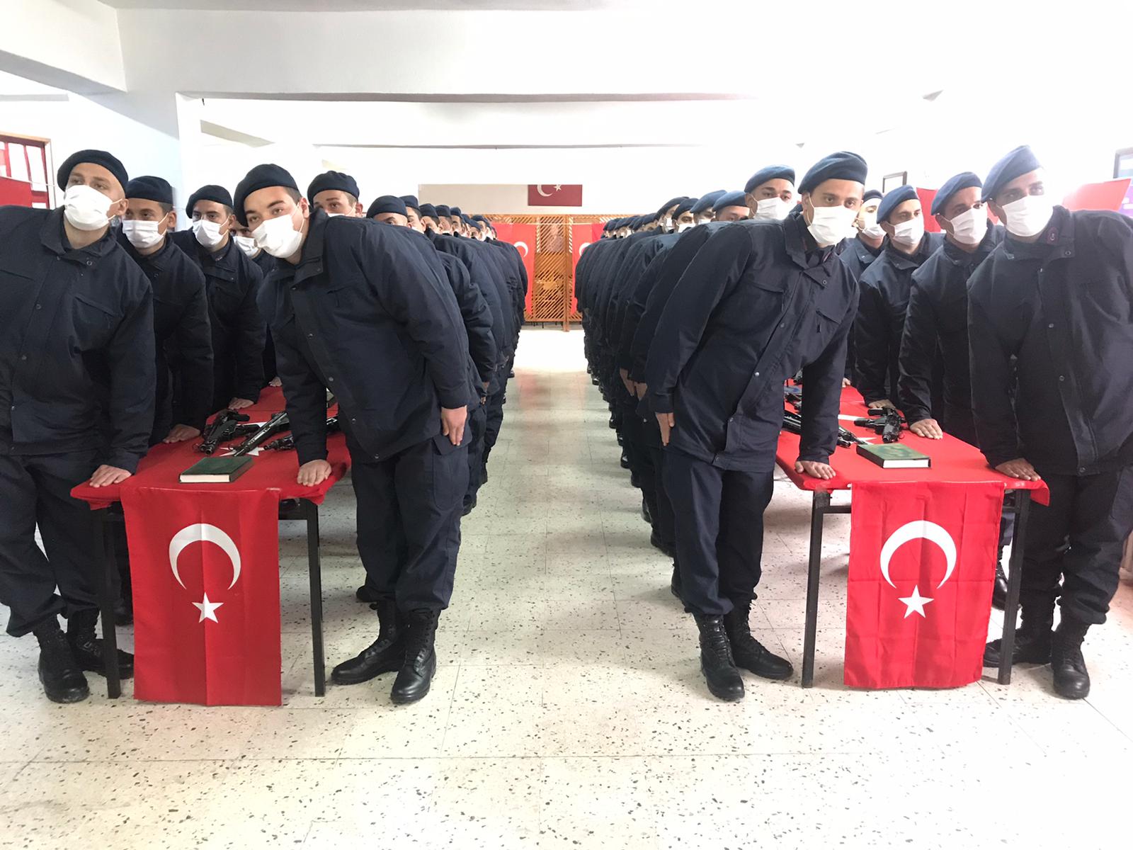 Çandır’da askerlik hizmetini yapan 61 acemi askerler için yemin töreni