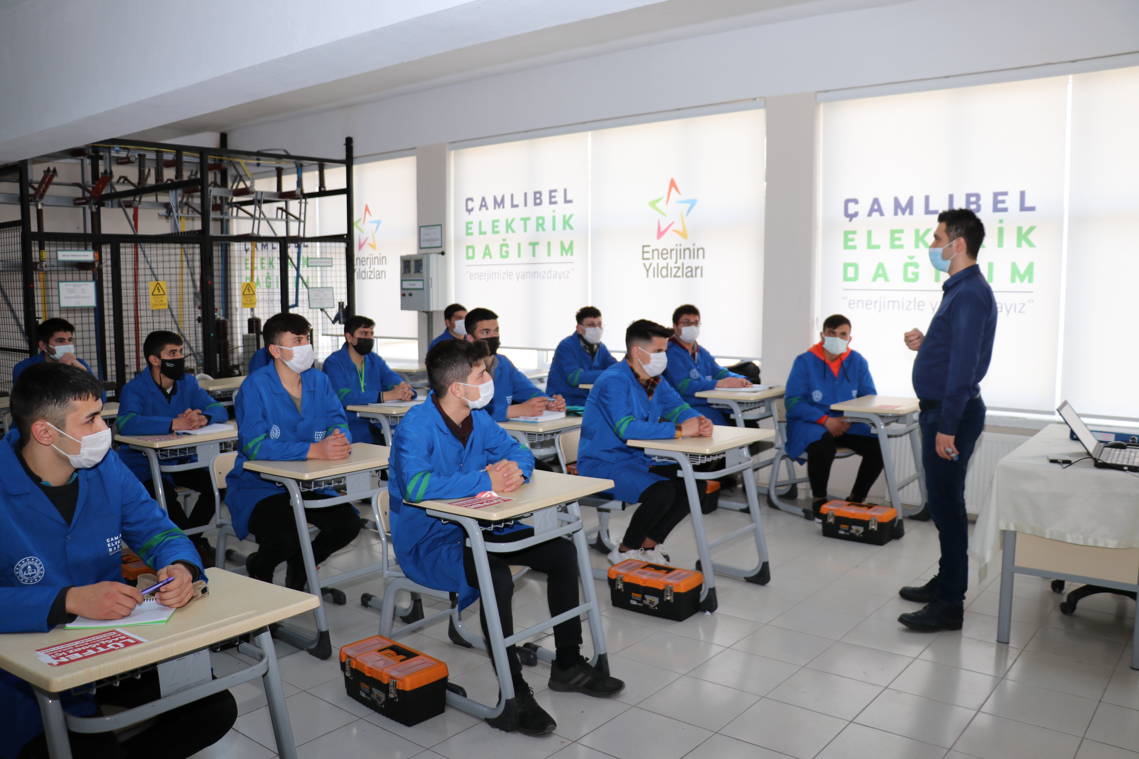 Sivas Atatürk Mesleki ve Teknik Anadolu Lisesi’nde Yüksek Gerilim Sistemleri