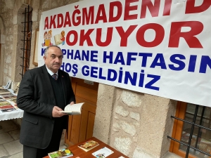 Akdağmadeni’nde 57'inci Kütüphaneler Haftası pandemi nedeniyle buruk kutlandı.