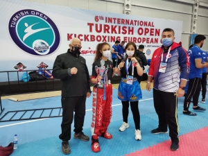 Antalya’da düzenlenen 6. Uluslararası Türkiye Açık Kick Boks Avrupa Kupası