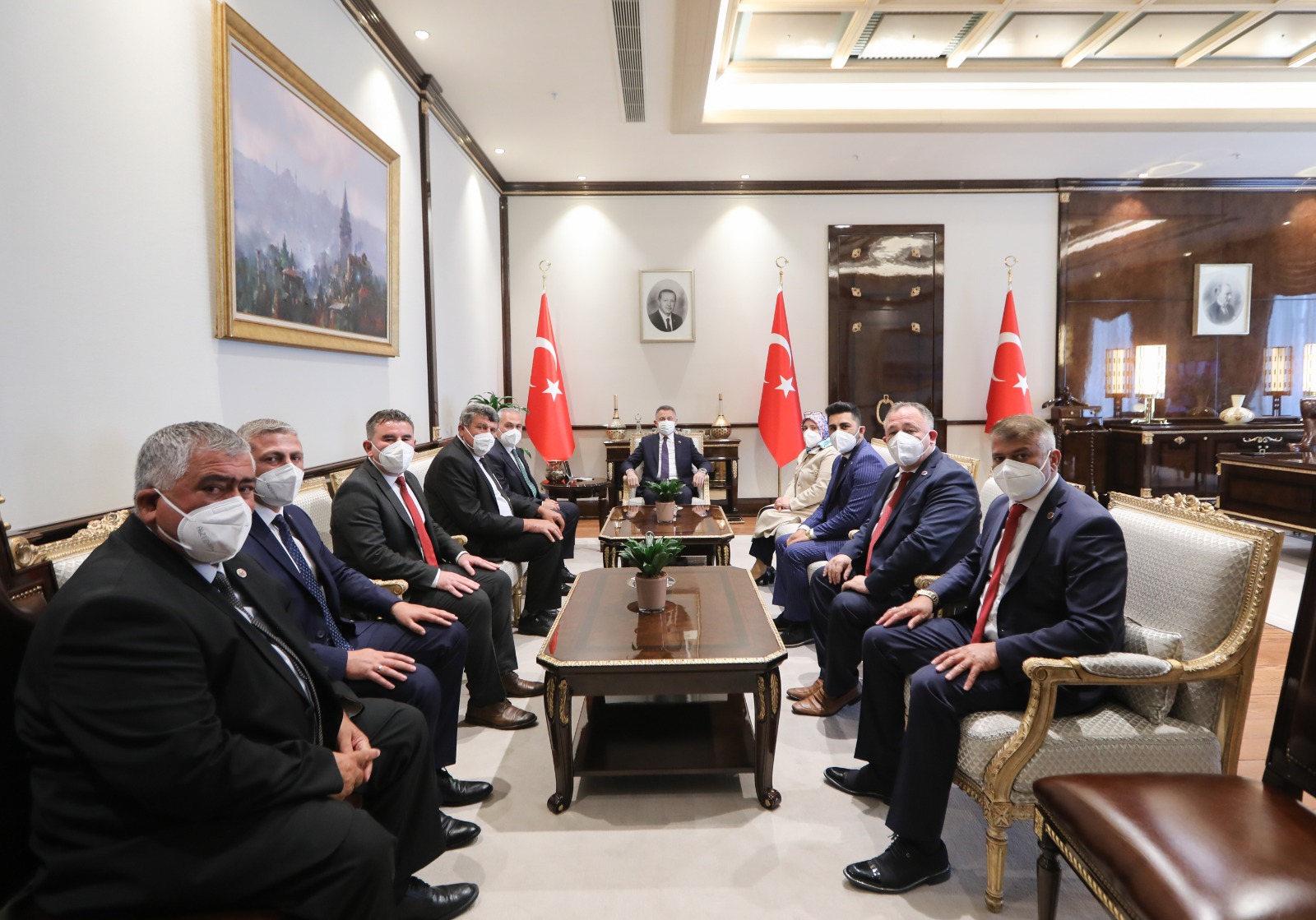 Cumhurbaşkanı Yardımcısı Fuat Oktay, Boğazlıyan heyetini kabul etti. Cumhurbaşkanlığı Külliyesi’nde