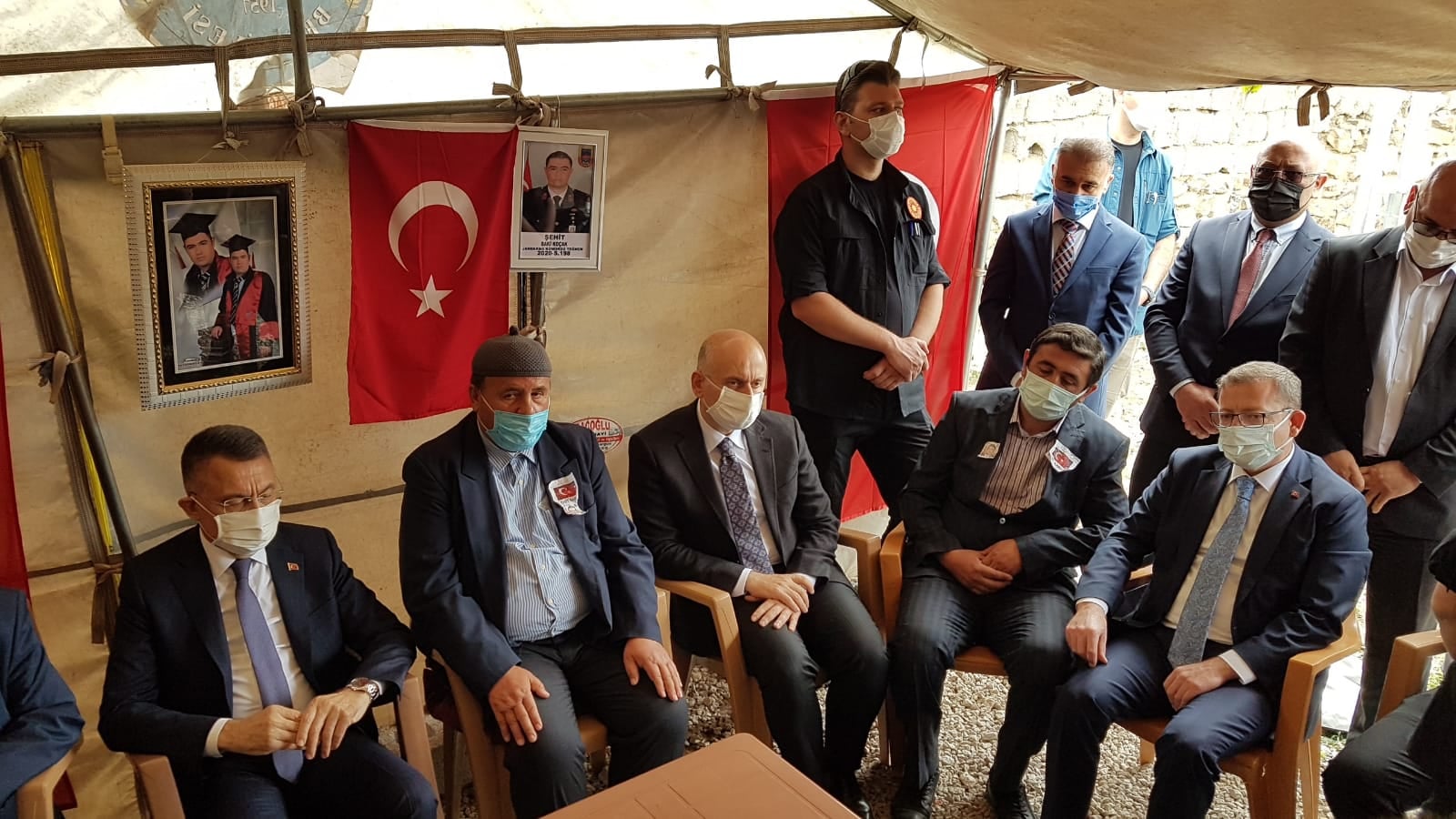 Cumhurbaşkanı Yardımcısı Fuat Oktay ve Ulaştırma ve Alt Yapı Bakanı