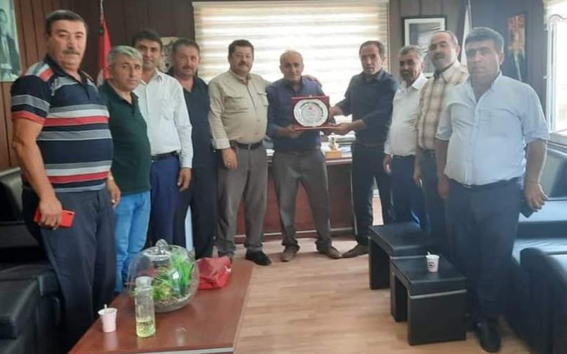 Yerköy’e bağlı bazı köy muhtarları köylerinde yapılan çalışmalara destek olduğu