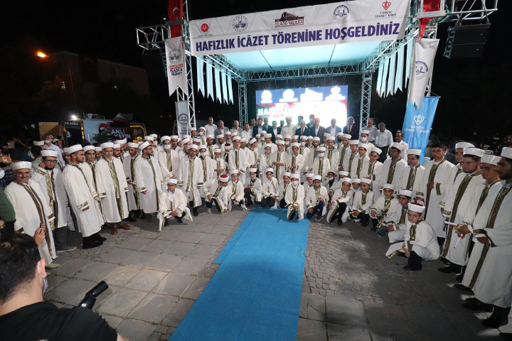 Hayırsever işadamı Bilal Şahin, Elazığ İl Müftülüğüne bağlı Yatılı Kur’an