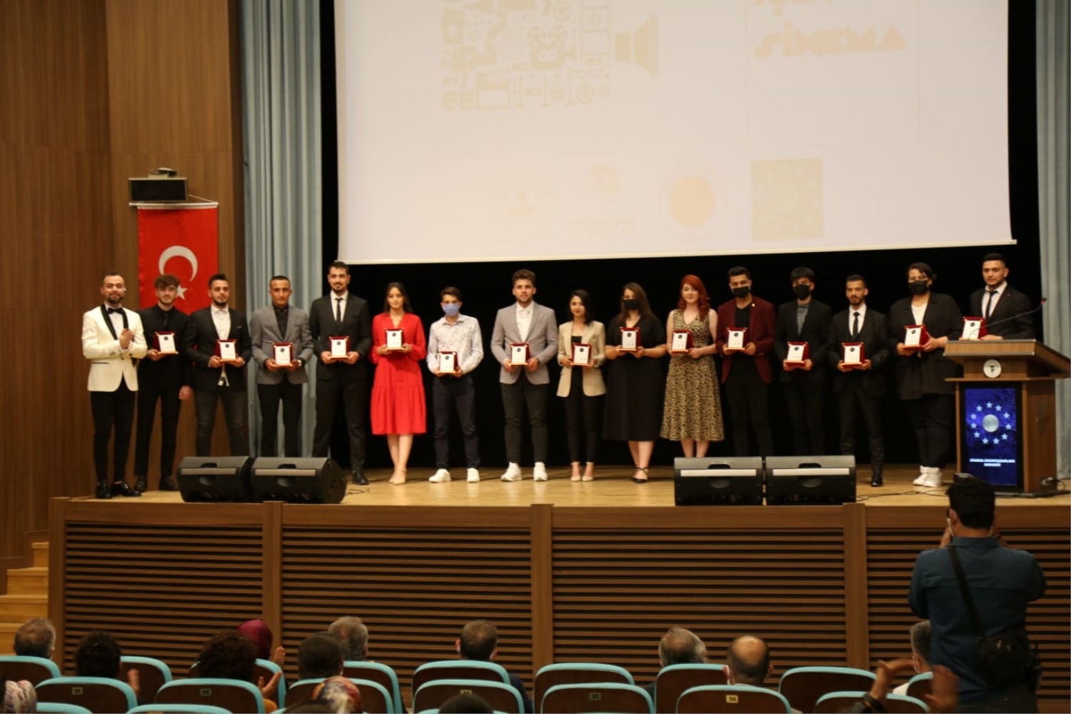 Projesini Yozgat Bozok Üniversitesi Yozgat Meslek Yüksek Okulu Radyo-TV programcılığı