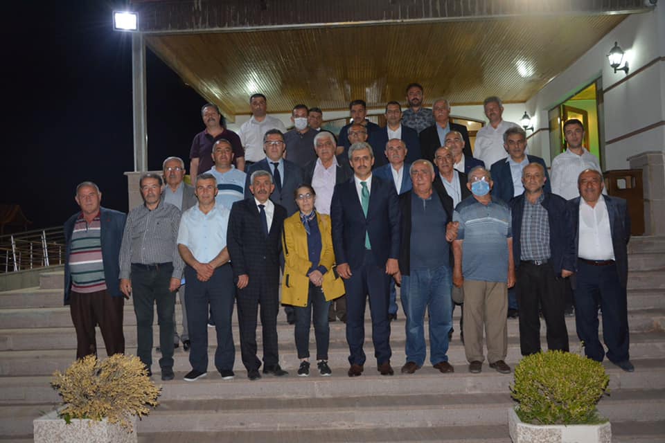 Yozgat Belediye Başkanı Celal Köse, mahalle muhtarları ile bir araya