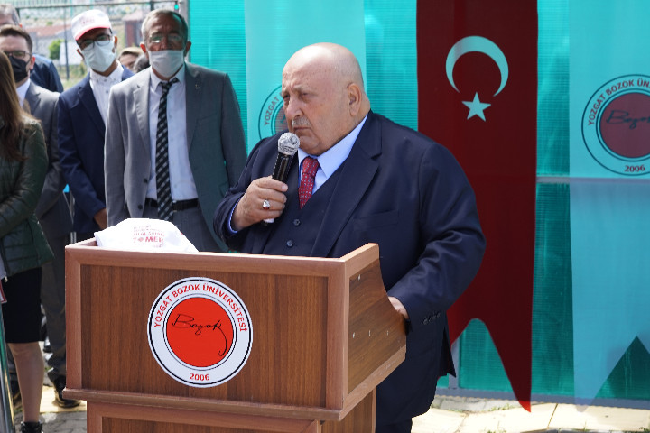 Yozgat’ta eğitim başta olmak üzere il genelinde yaptığı hayır hizmetleri