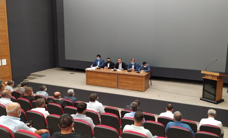 Akdağmadeni ilçesinde Muhtarlar ile istişare toplantısı Kaymakam İrem Yağan başkanlığında