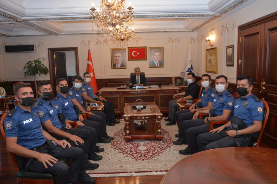 Yozgat’a yeni atanan Komiser yardımcıları il yöneticileri ziyaretleri kapsamında Vali