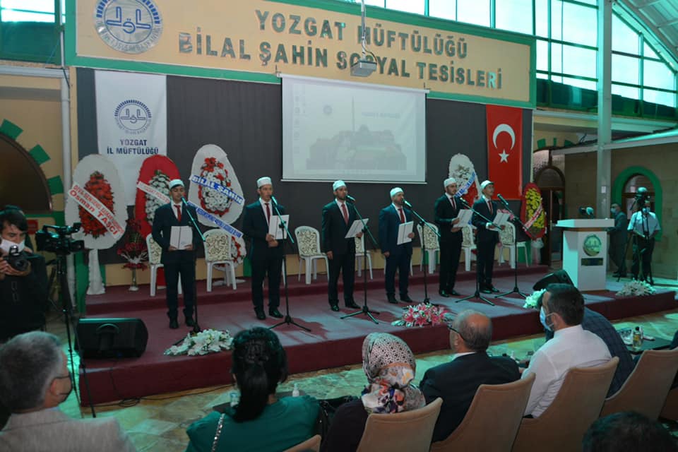 Yozgat İl Müftülüğü tarafından Kuran Kurslarında hafızlık eğitimlerini tamamlayan 44