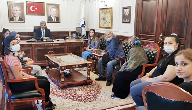 Sorgun Can Dostları Derneği Kurucu Başkanı Ayşe Alan Akbaş ve