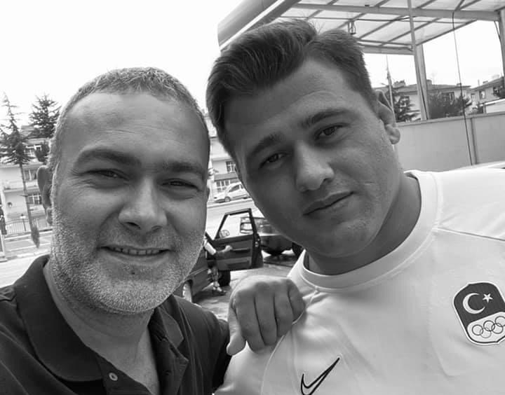 Yozgat’ın biri sanat dalında birisi spor dalında yetiştirdiği Sanatçı Mümin