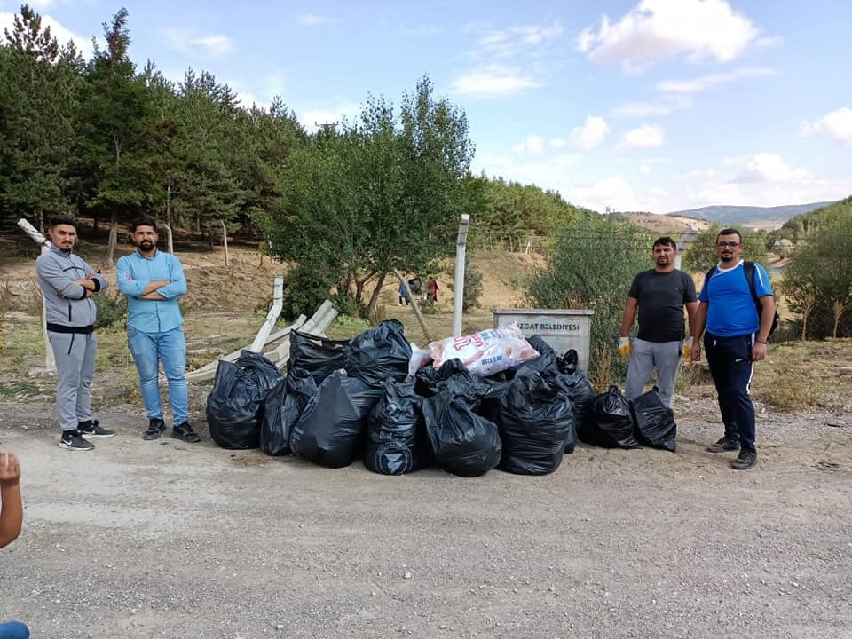 Doğasever 4 vatandaşın başlattığı hareket ile Yozgat Kirazlı Göleti etrafında