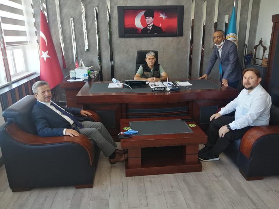 AK Parti Yozgat İl Başkanı Yusuf Başer, beraberinde İl Başkan