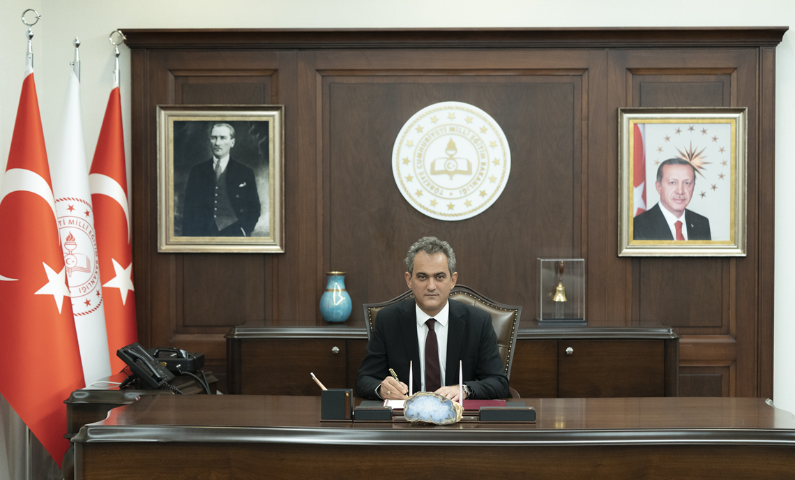 Milli Eğitim Bakanı Mahmut Özer, "Türkiye genelinde devam oranı yüzde