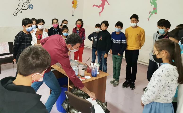 Sorgun Halk Eğitimi Merkezi tarafından Faraşlı Köyü ilkokulu öğrencilerine yönelik