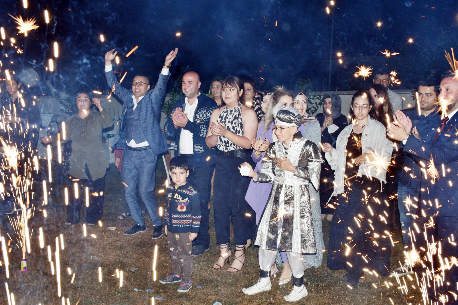MUSİAD Yozgat Şube Başkanı ve Bakgör Mobilya sahiplerinden Emre ve