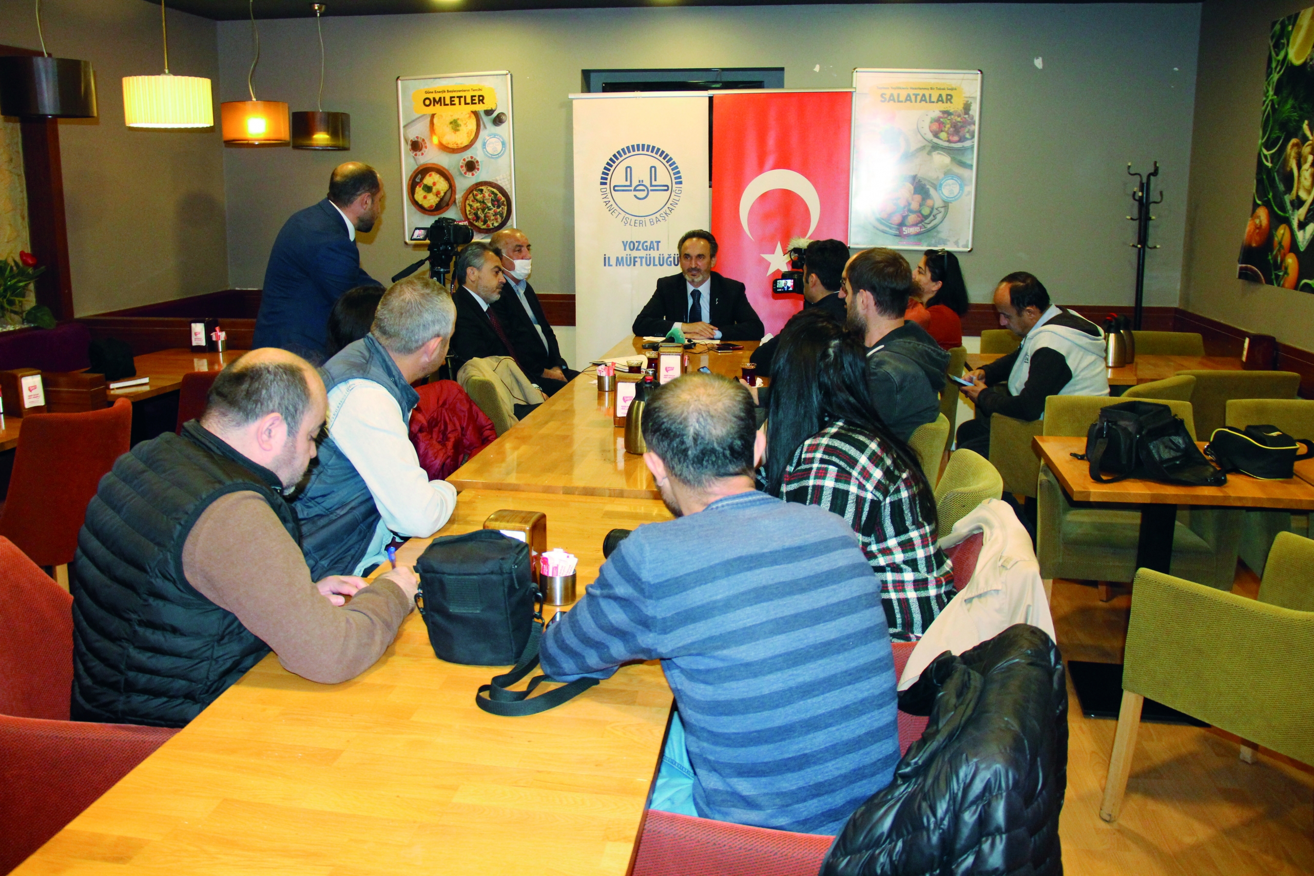 Her yıl 1-7 Ekim tarihleri arasında kutlanılan Camiler ve Din