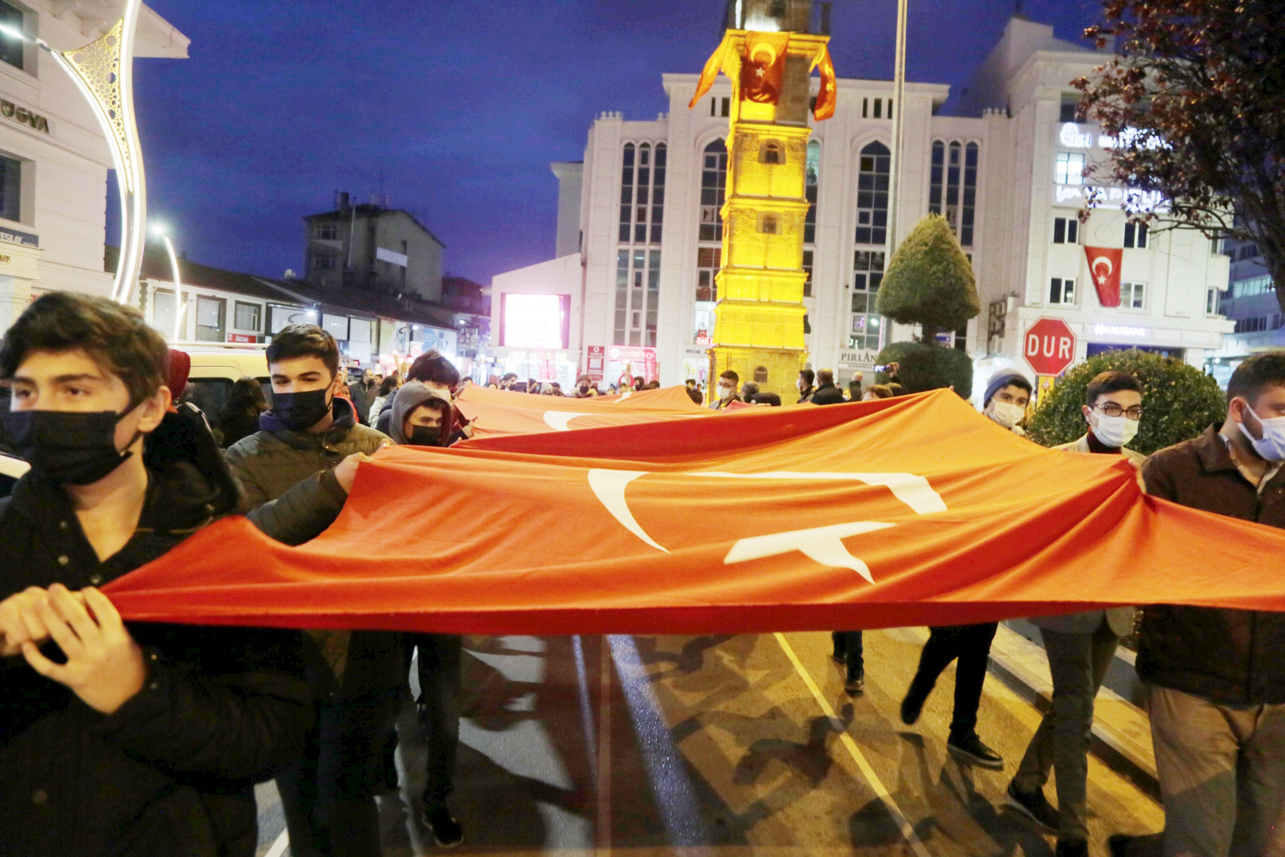 29 Ekim Cumhuriyet Bayramı etkinlikleri kapsamında Yozgat’ta düzenlenen Fener Alayı