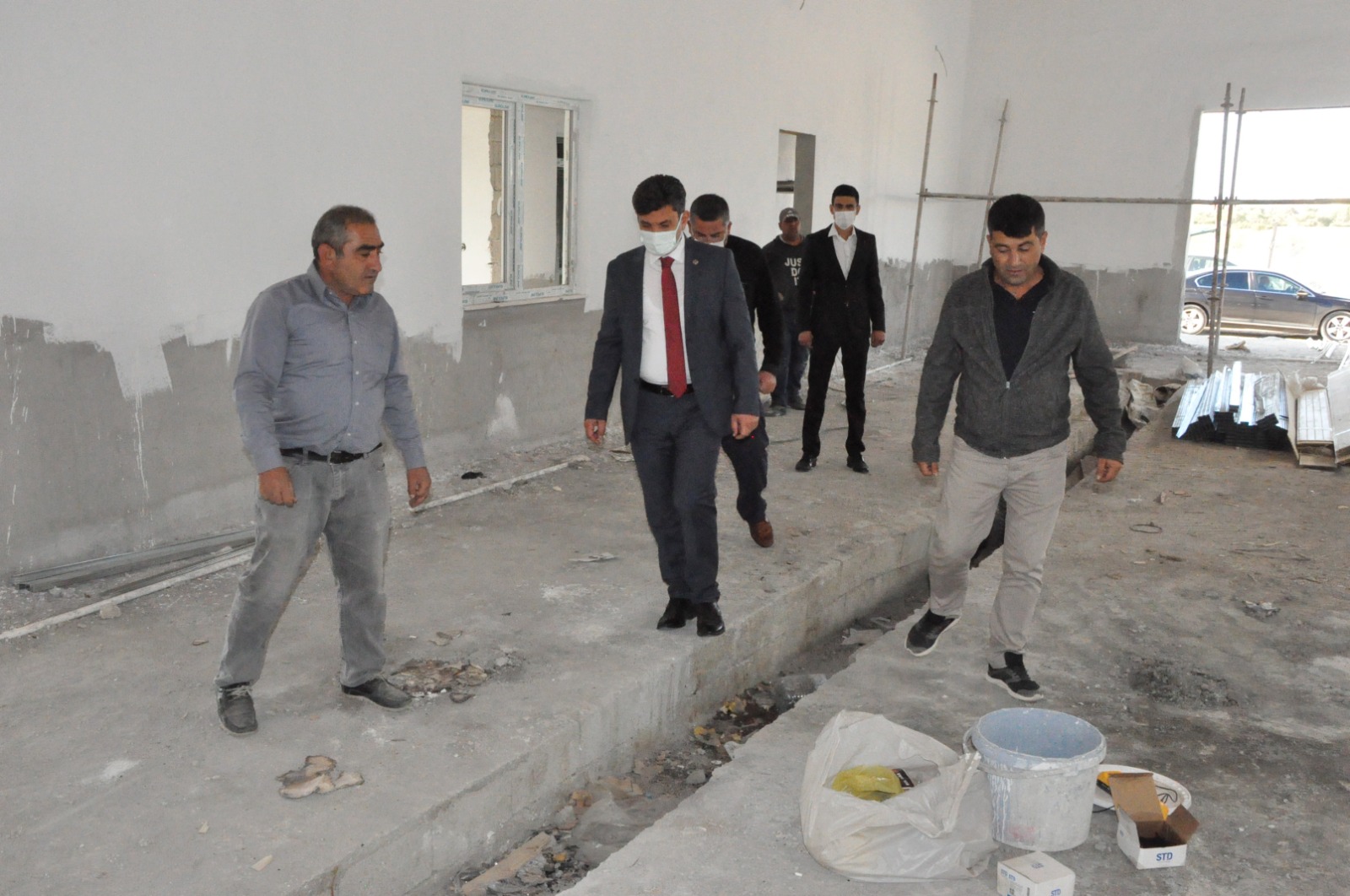 Yerköy Belediye Başkanı Ferhat Yılmaz, belediye tarafından yapım inşaatı devam