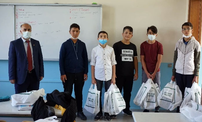 Yozgat il genelinde eğitim başta olmak üzere yaptığı hayır hizmetlerinden