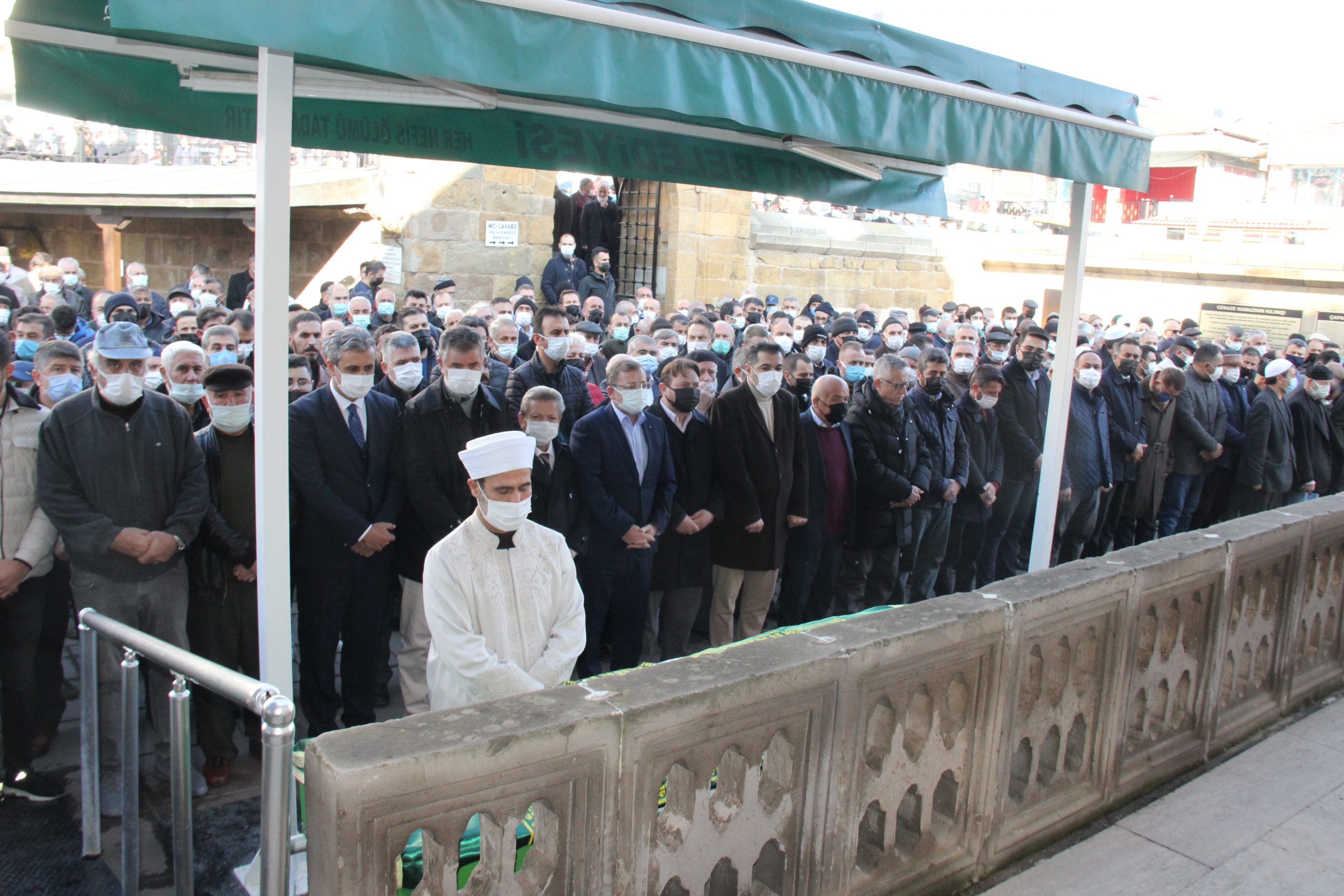 Geçirdiği kalp krizi sonucu hayatını kaybeden AK Parti Yozgat Kadın