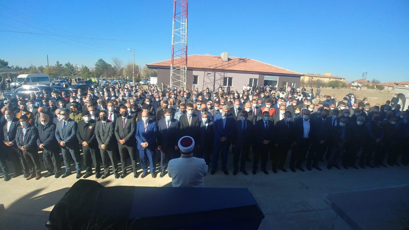 Yargıtay 11’inci Ceza Dairesi Üyesi Lütfü Aksoy’un vefat eden babası