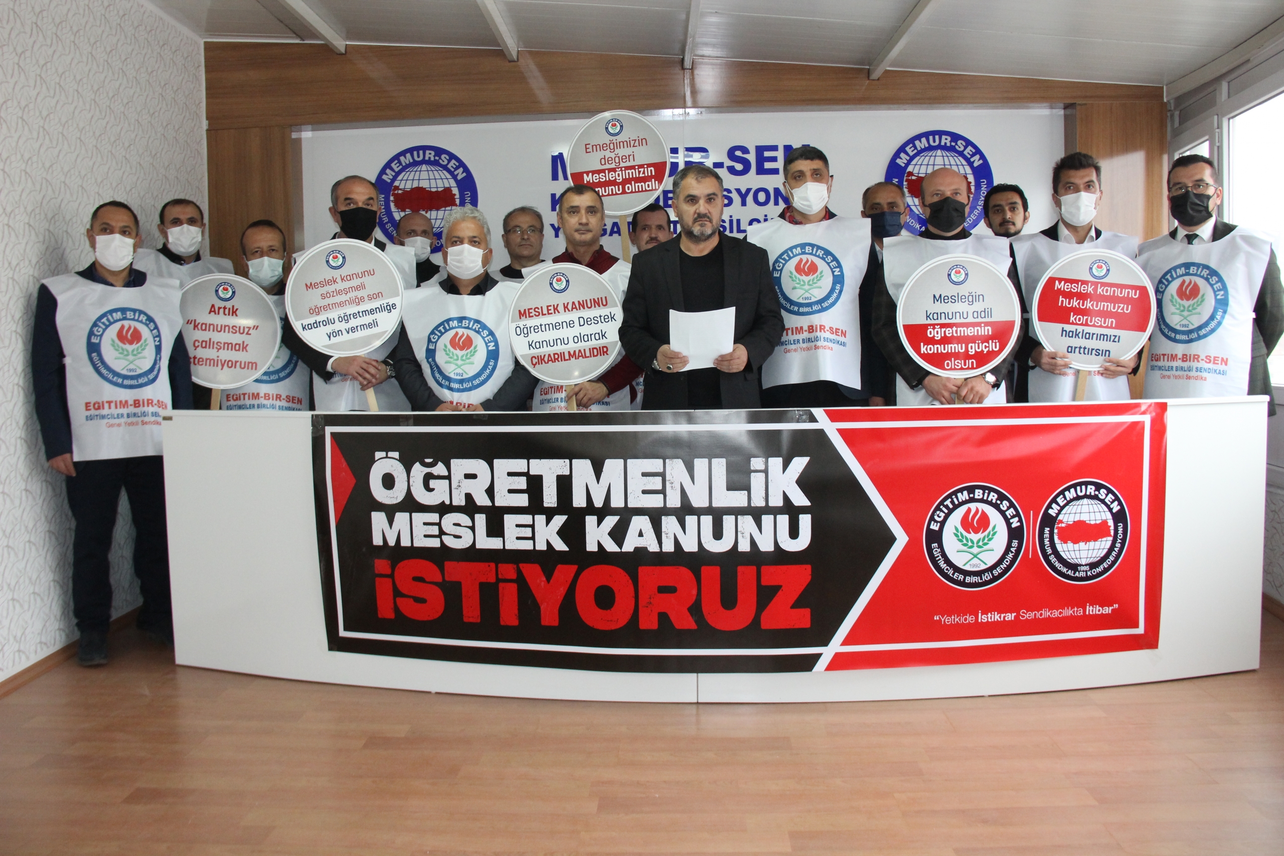 Eğitim Bir Sen Yozgat Şube Başkanı Kenan Şerefli, Öğretmenlik Meslek