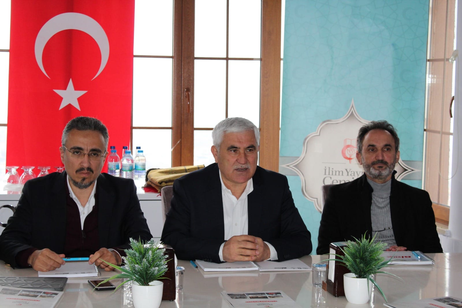 İlim Yayma Cemiyeti'nin bölge toplantısı Yozgat’ta yapıldı.
