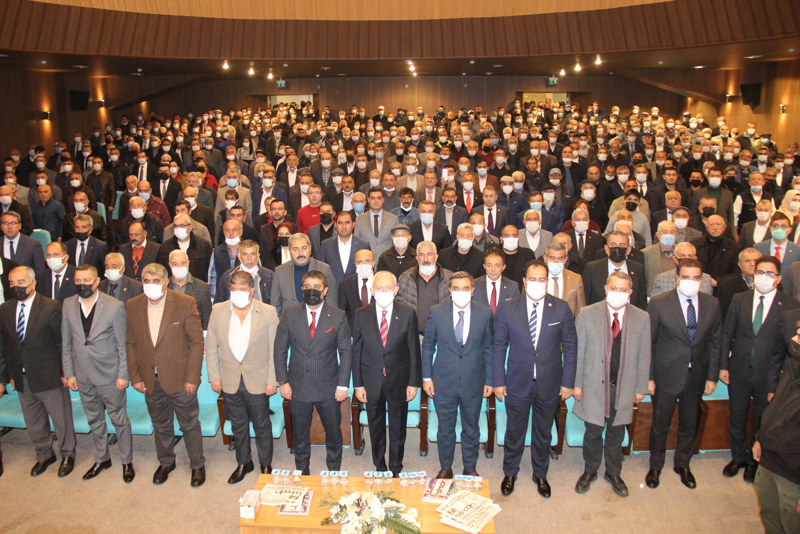 Kanaat Önderleri, Muhtarlar ve STK’larla buluşma programına Yozgat’ta devam eden