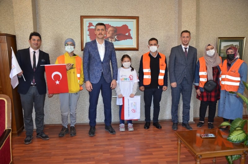 Sarıkaya İlçesinde, 2-8 Kasım Lösemili Çocuklar Haftası Münasebetiyle LÖSEV İl