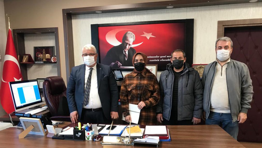 Sorgun Şehit Nusret Atmaca Kız Anadolu İmam Hatip Lisesi öğrencisi