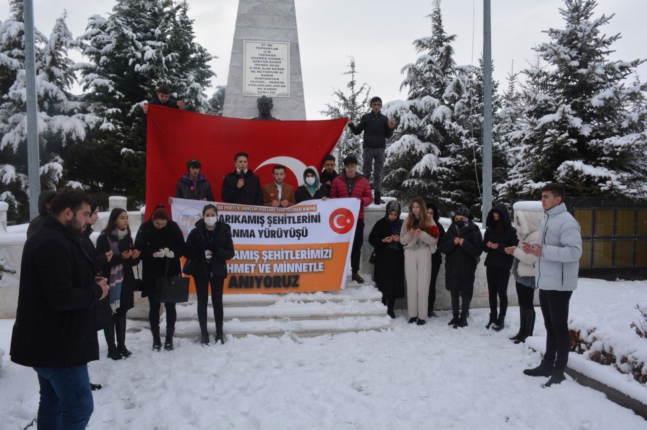 Ak Parti Yozgat Gençlik Kolları İl Başkanlığı tarafından Sarıkamış şehitleri
