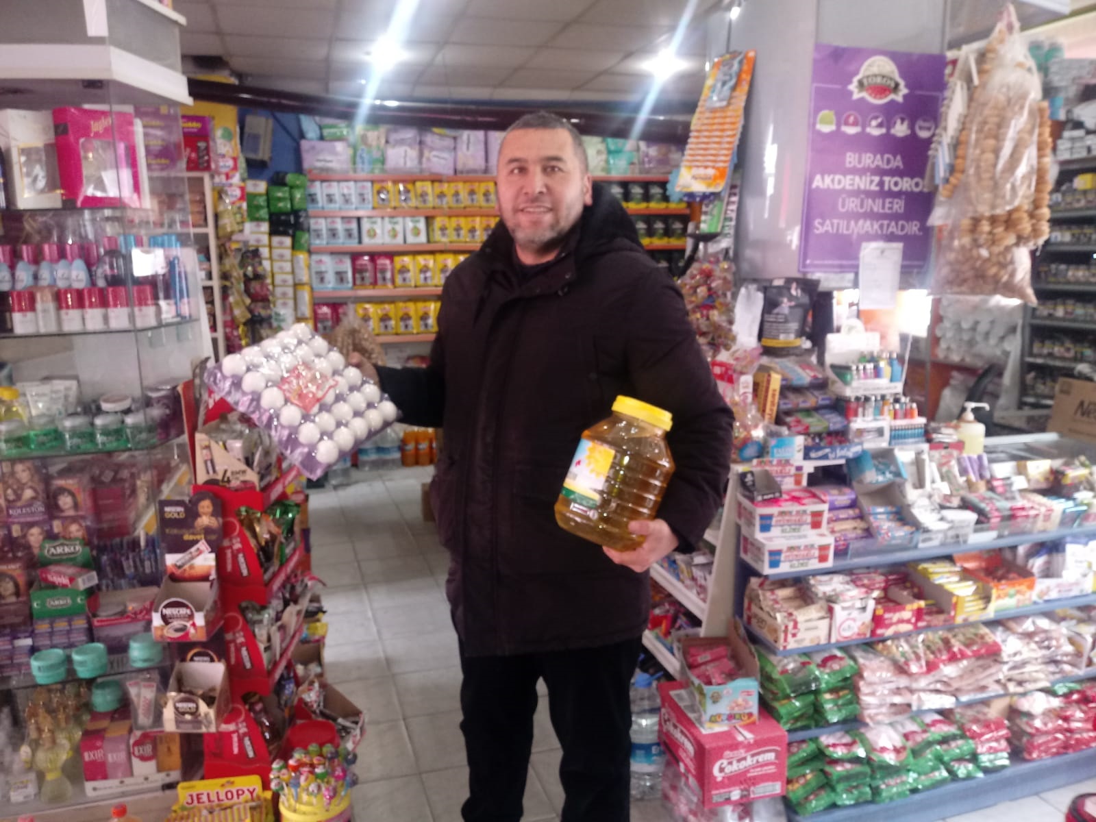 Döviz kurundaki sert düşüş sonrası vatandaşların indirim beklentilerine de olumlu