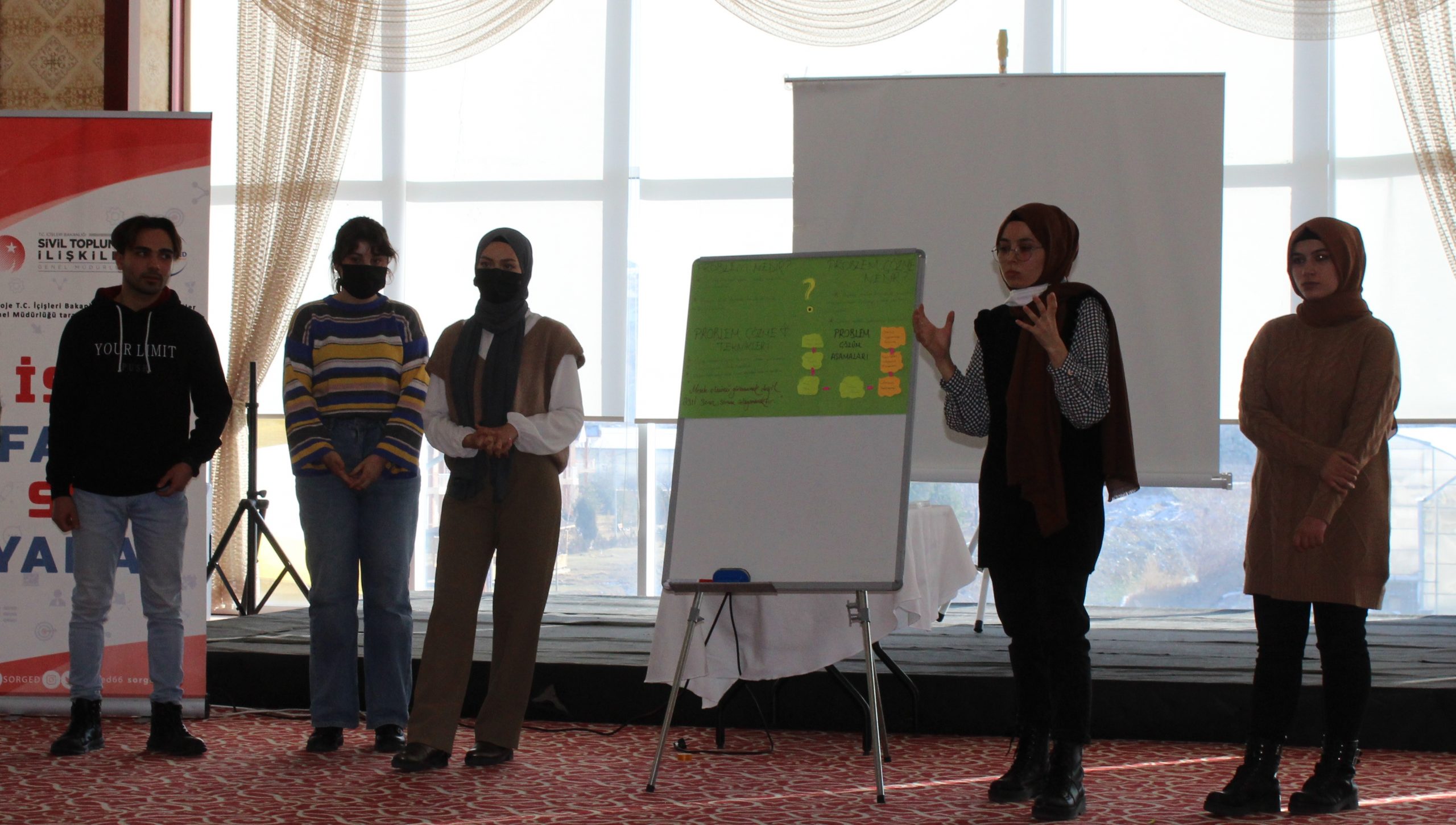 Sorgunda faaliyetini sürdüren SORGED tarafından gençlere yönelik “İş'te Farkı Sen