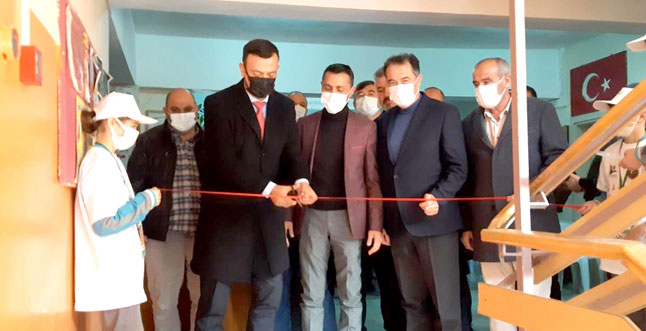 Boğazlıyan ilçesi Uzunlu Cumhuriyet Ortaokulunda TÜBİTAK 4006 Bilim Şenliği Fuarının