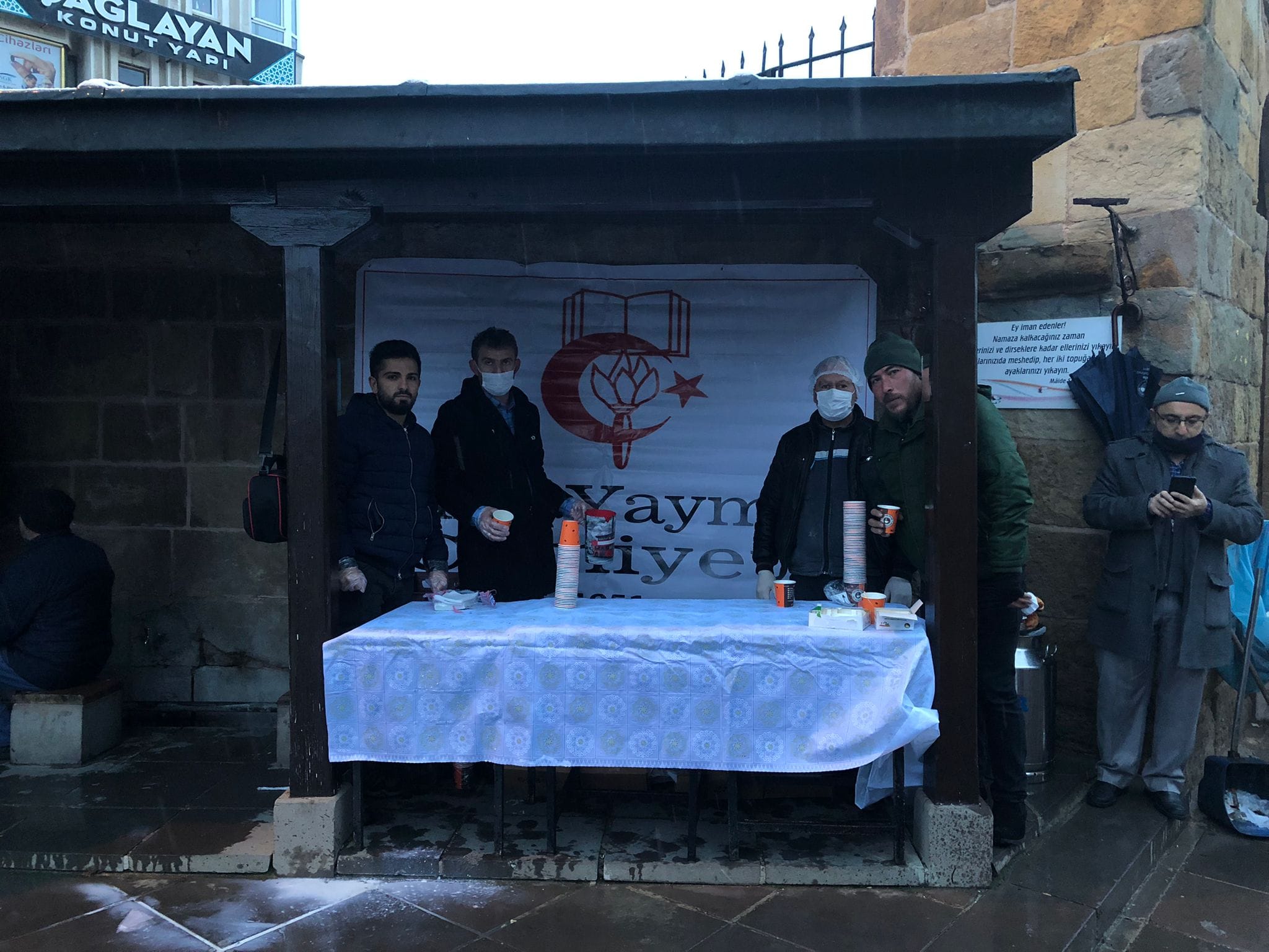 İlim Yayma Cemiyeti tarafından Çapanoğlu Büyük Camii’nde sabah namazı buluşmaları