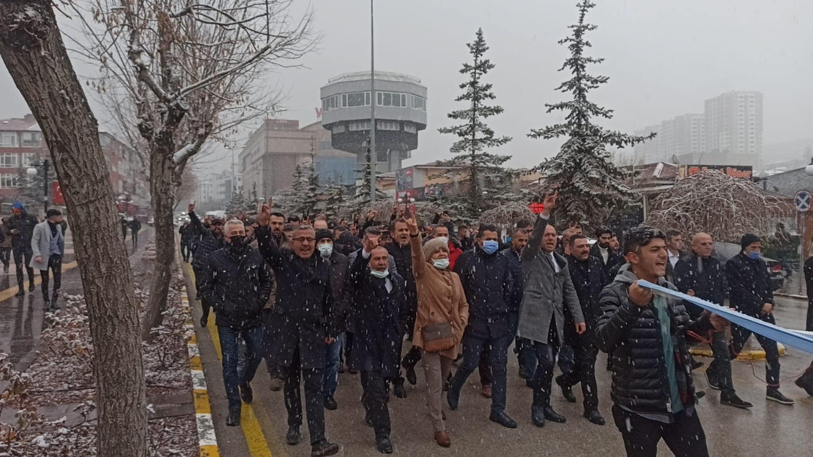 Ülkü Ocakları Yozgat İl Başkanlığı tarafından şehitler anısına “Şehitlere Saygı”