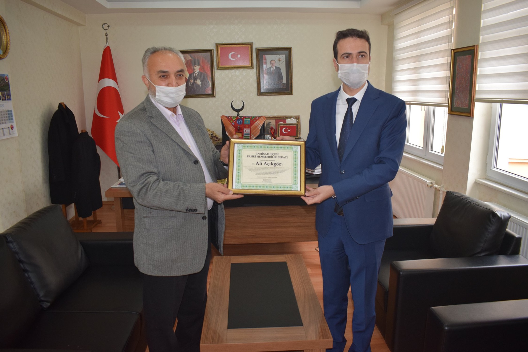 Bilecik’in İnsihar Belediye Başkanı Mehmet Kepez'in teklifiyle İnhisar Belediye Meclisi,