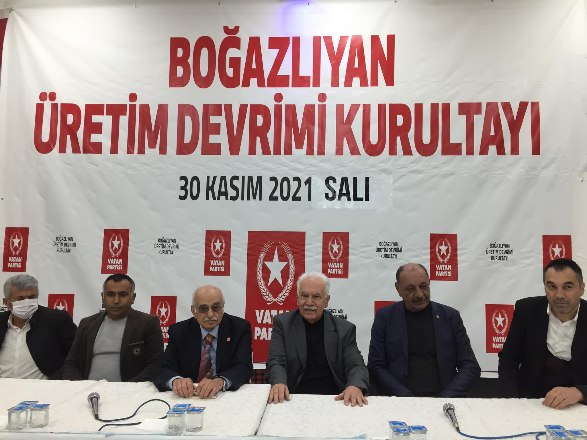 Vatan Partisi Genel Başkanı Doğu Perinçek, Yozgat’ın Boğazlıyan İlçesinde bir