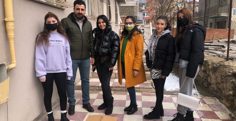 Yerköy Molla Hüsrev Yurt Müdürlüğü (KYK) öğrencileri, ihtiyaç sahibi ailelere