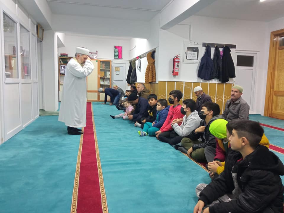 Boğazlıyan İlçe Müftülüğü Gençlik Koordinatörlüğü tarafından “Baba-Çocuk:Cami Buluşması” gerçekleştirdi.