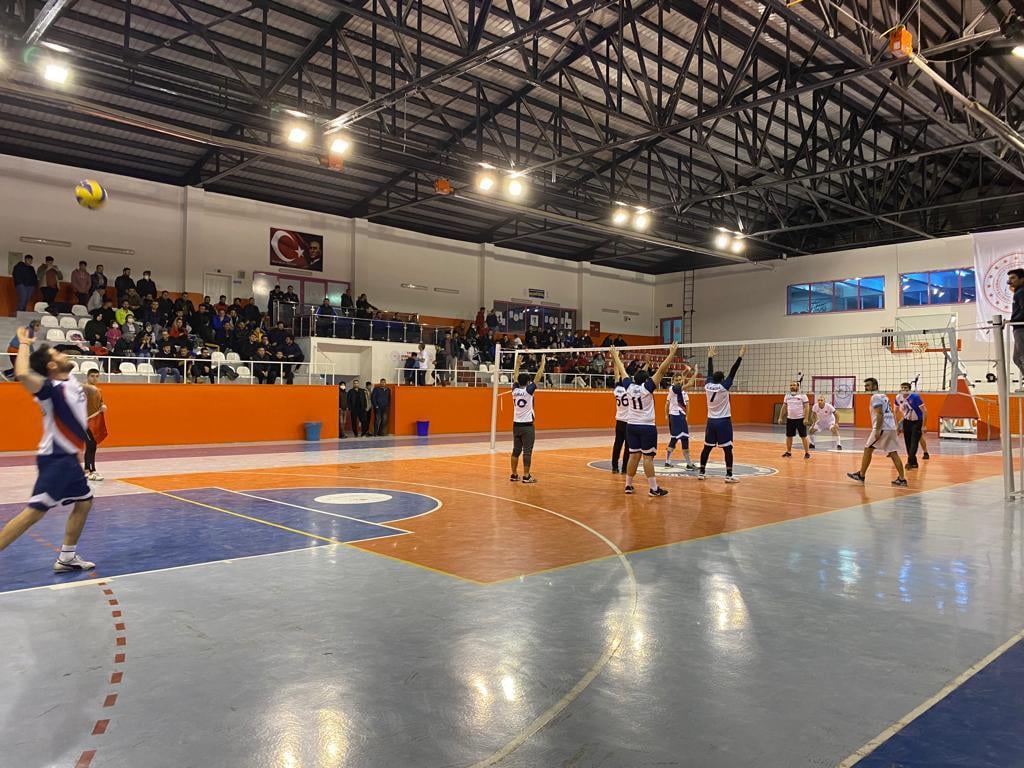 Sarıkaya Kaymakamlığı ve Gençlik ve Spor İlçe Müdürlüğü tarafından düzenlenen